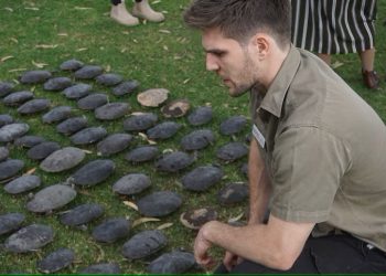 Il caldo da record e l’essiccazione delle zone umide hanno causato il decesso di centinaia di tartarughe d’acqua dolce australiane